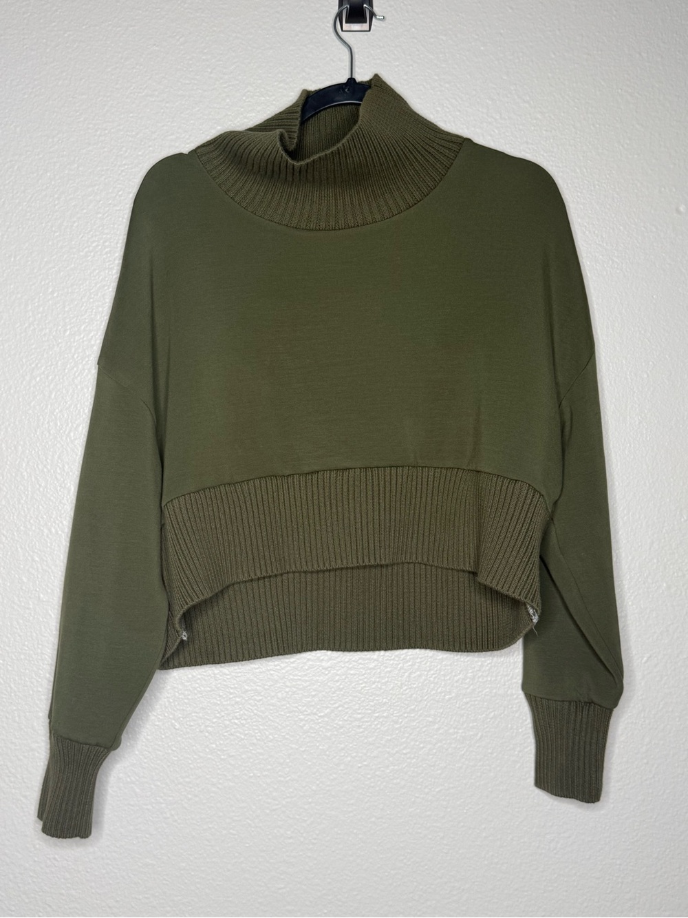 Varley Ribbed Funnel Neck Double Soft Pullover, Olive Marl, size S
